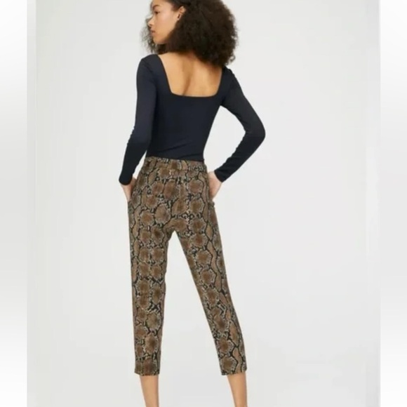 ARITZIA BABATON ATELIER: CONAN" Cropped Pants Size 6 (BLACK-BROWN SNAKE) - Picture 2 of 4